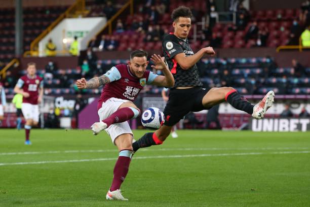 万英镑引入 万英镑引入